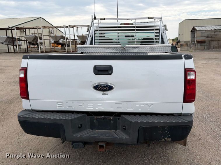 image for item EP7524 2008 Ford F250 Super Duty XL pickup truck