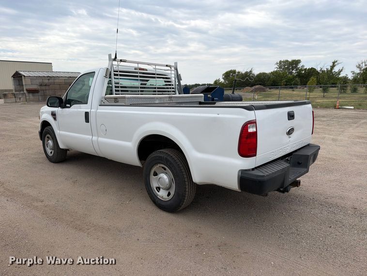image for item EP7524 2008 Ford F250 Super Duty XL pickup truck