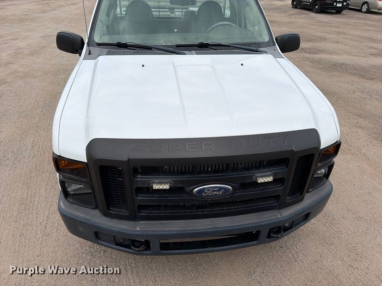 image for item EP7524 2008 Ford F250 Super Duty XL pickup truck
