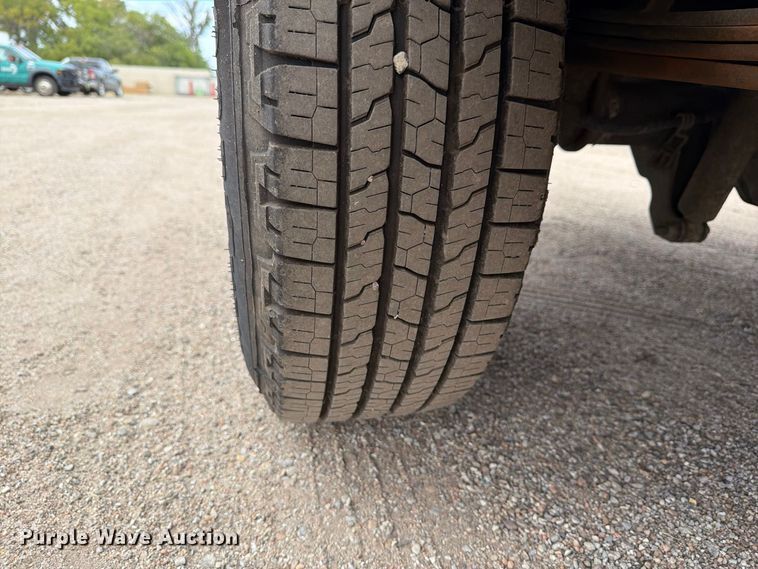 image for item EP7524 2008 Ford F250 Super Duty XL pickup truck