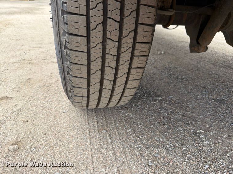 image for item EP7524 2008 Ford F250 Super Duty XL pickup truck