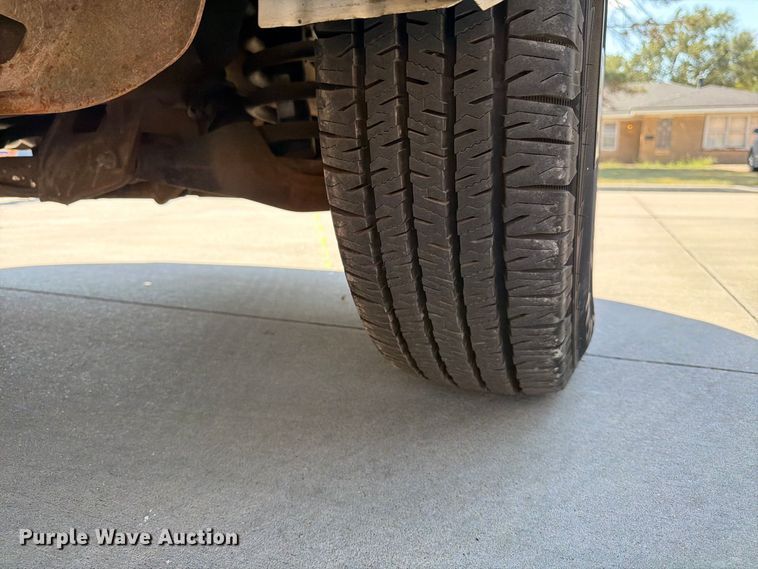 image for item EP7570 2006 Chevrolet Express 3500 van