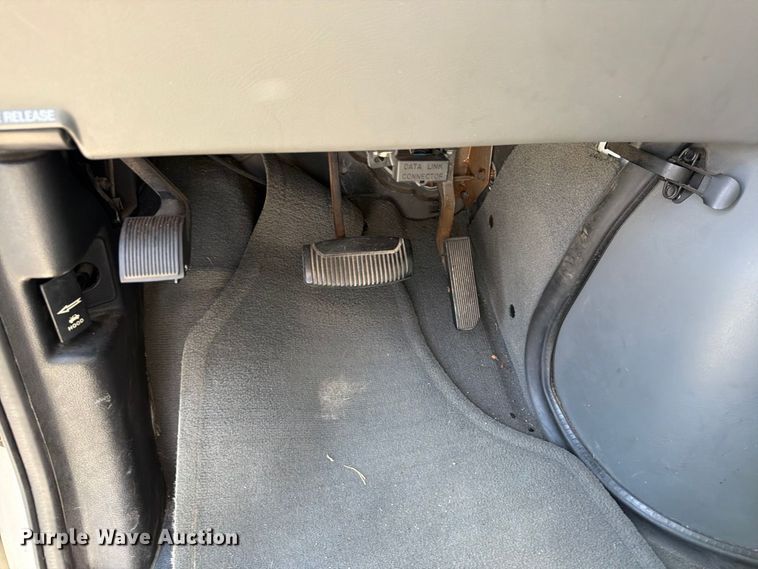 image for item EP7571 2003 Ford E350 van