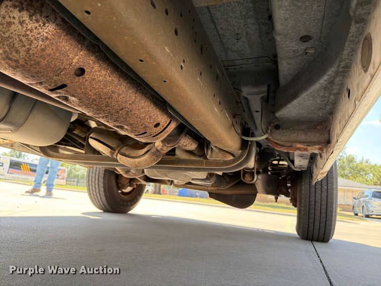 image for item EP7571 2003 Ford E350 van