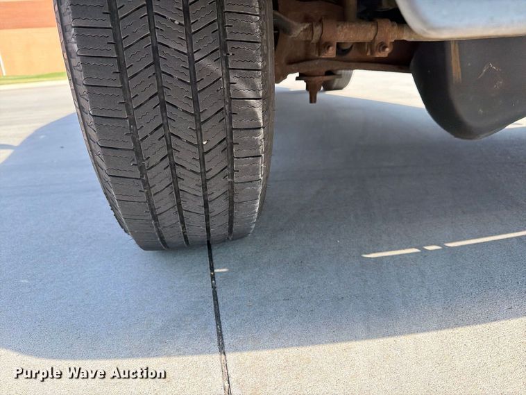 image for item EP7571 2003 Ford E350 van