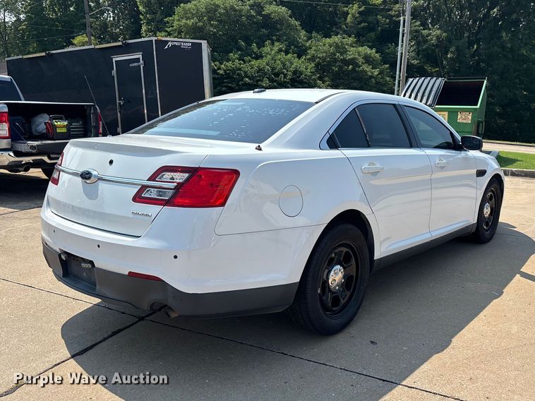 image for item ER3219 2014 Ford Taurus Police Interceptor 