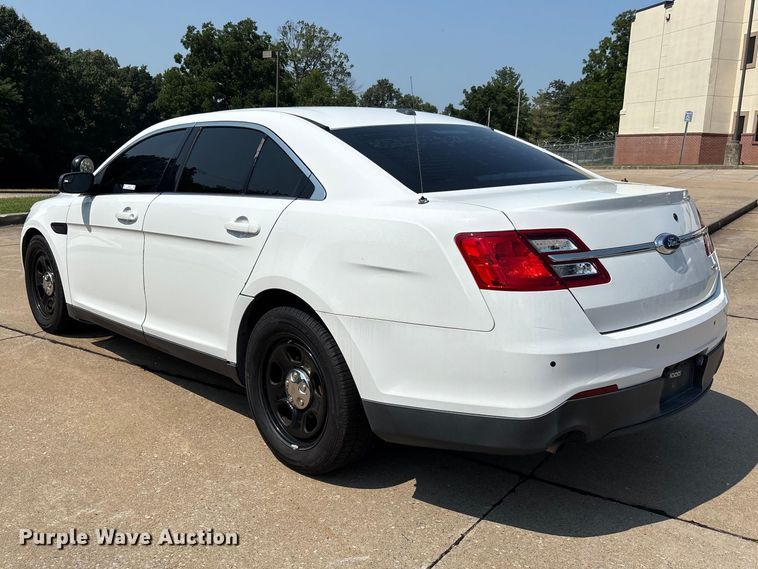 image for item ER3219 2014 Ford Taurus Police Interceptor 