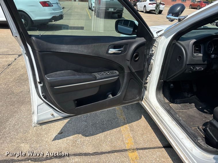 image for item ER3220 2018 Dodge Charger Police 
