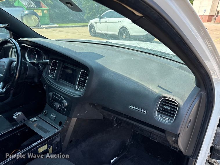 image for item ER3220 2018 Dodge Charger Police 
