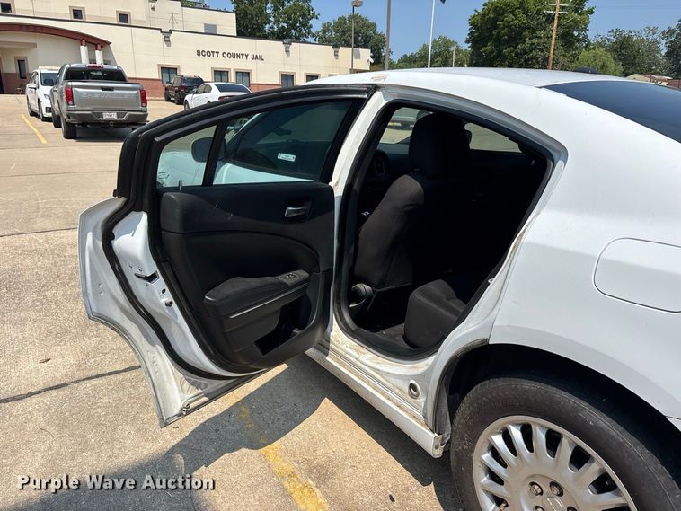 image for item ER3220 2018 Dodge Charger Police 