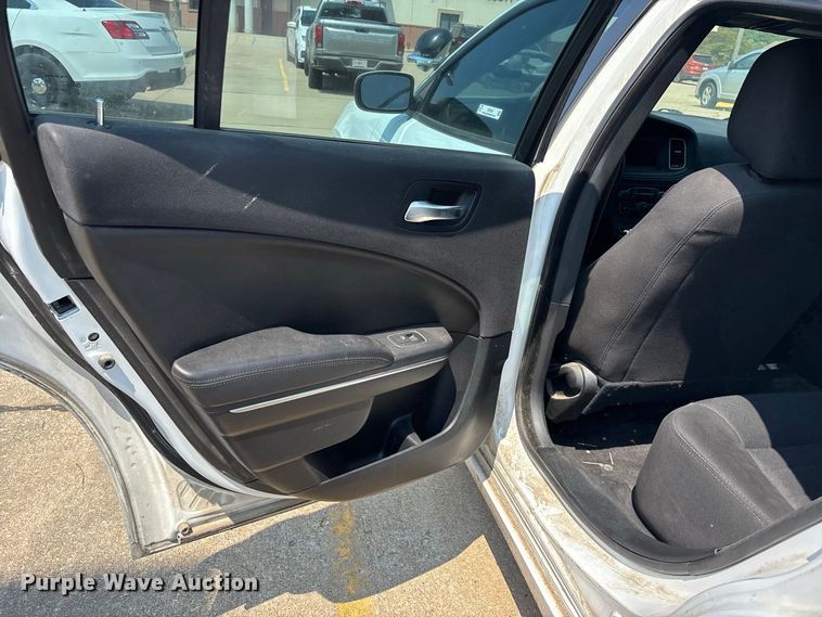 image for item ER3220 2018 Dodge Charger Police 