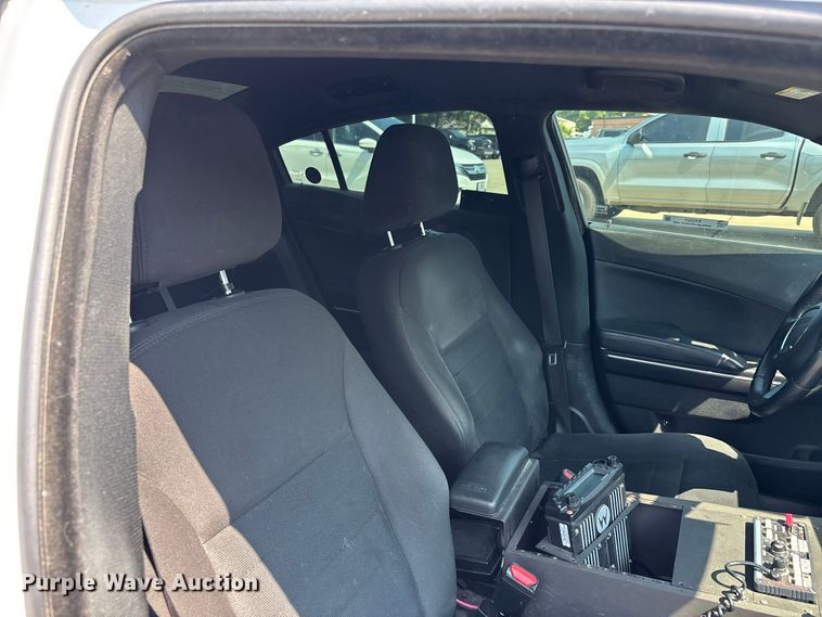 image for item ER3221 2019 Dodge Charger Police 