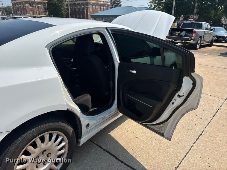 image for item ER3221 2019 Dodge Charger Police 