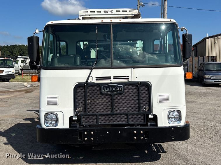 image for item ER3252 2022 Autocar Xpeditor refuse truck