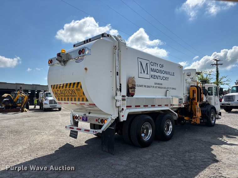 image for item ER3252 2022 Autocar Xpeditor refuse truck