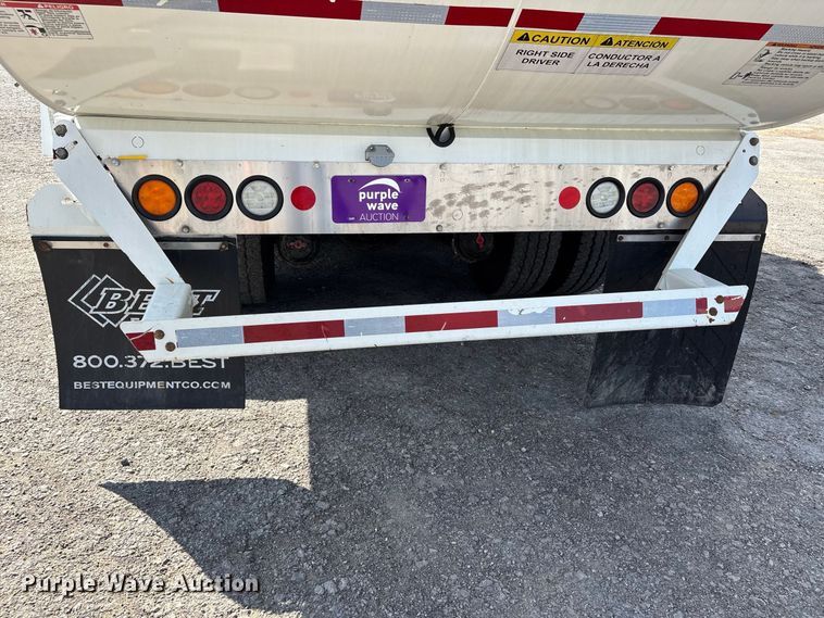 image for item ER3252 2022 Autocar Xpeditor refuse truck