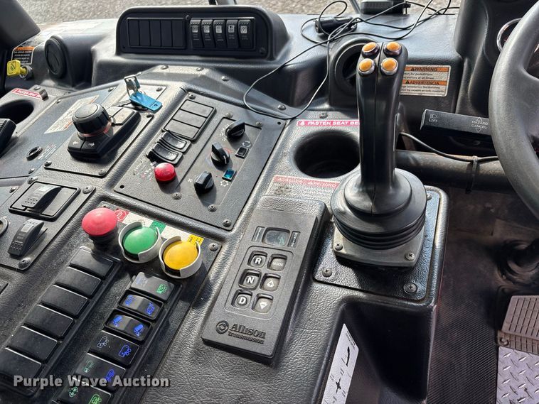 image for item ER3252 2022 Autocar Xpeditor refuse truck