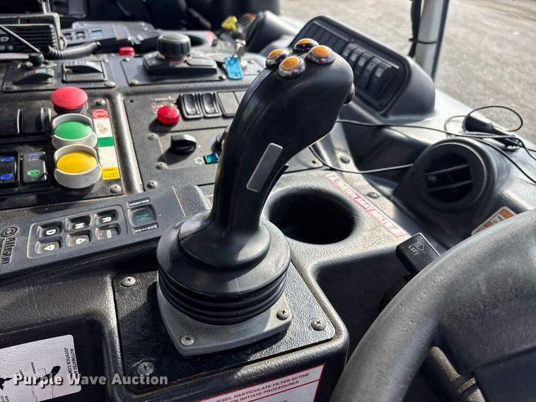image for item ER3252 2022 Autocar Xpeditor refuse truck
