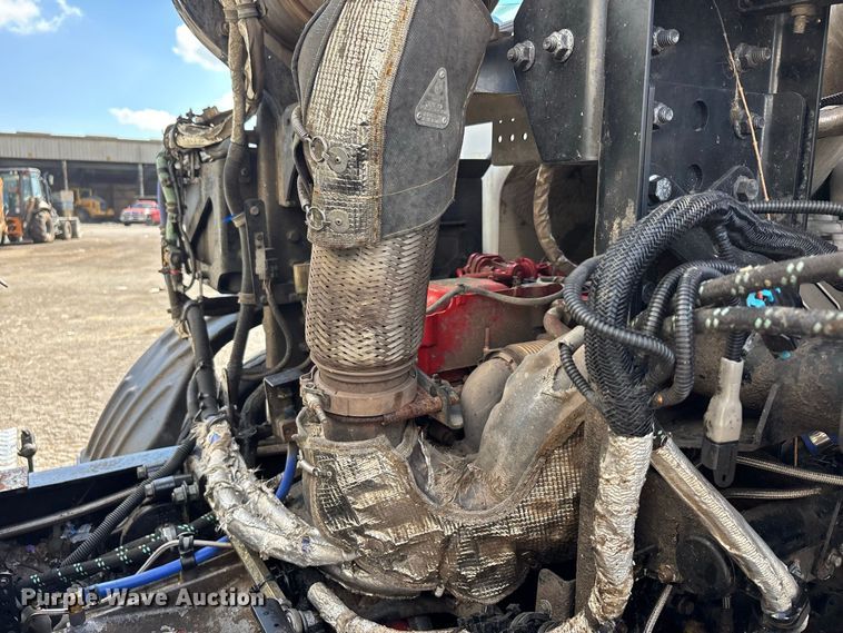 image for item ER3252 2022 Autocar Xpeditor refuse truck