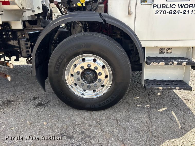 image for item ER3252 2022 Autocar Xpeditor refuse truck