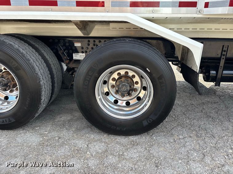 image for item ER3252 2022 Autocar Xpeditor refuse truck