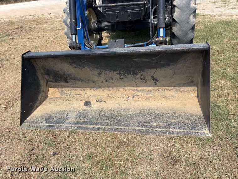 image for item ET0491 2019 New Holland Workmaster 95 MFWD tractor