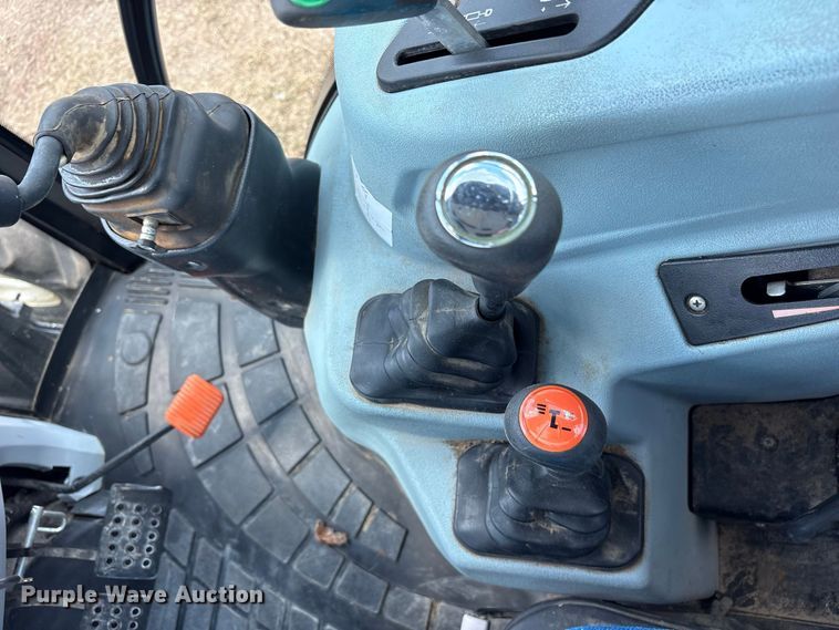 image for item ET0491 2019 New Holland Workmaster 95 MFWD tractor