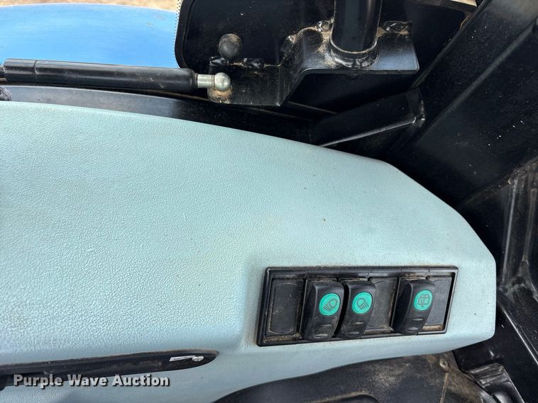 image for item ET0491 2019 New Holland Workmaster 95 MFWD tractor