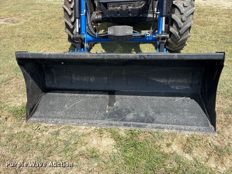 image for item ET0493 2022 New Holland Workmaster 95 MFWD tractor
