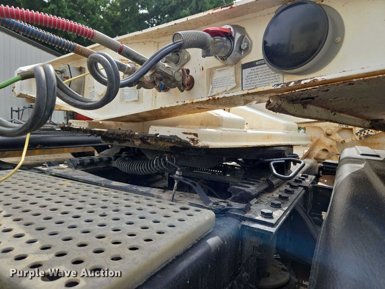 image for item ET5032 2010 Ranco bottom dump trailer