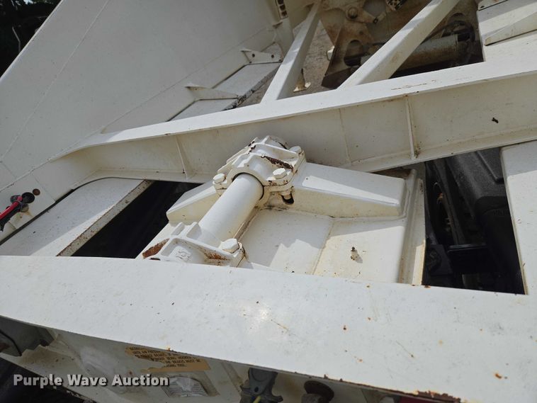image for item ET5032 2010 Ranco bottom dump trailer