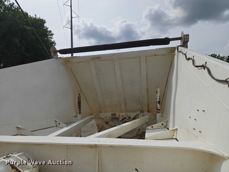 image for item ET5032 2010 Ranco bottom dump trailer