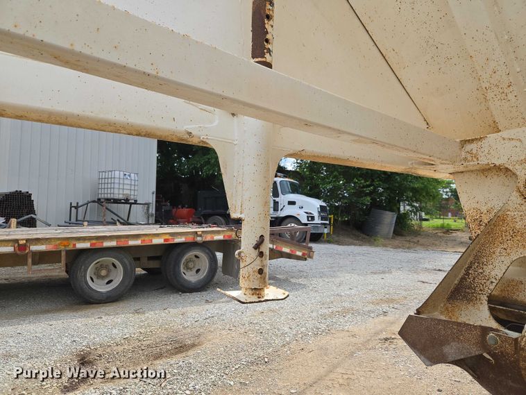 image for item ET5032 2010 Ranco bottom dump trailer