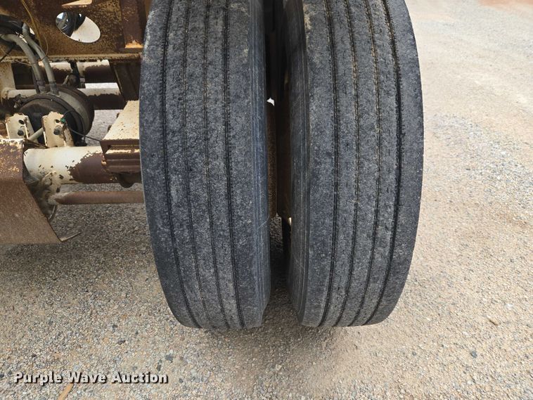 image for item ET5032 2010 Ranco bottom dump trailer