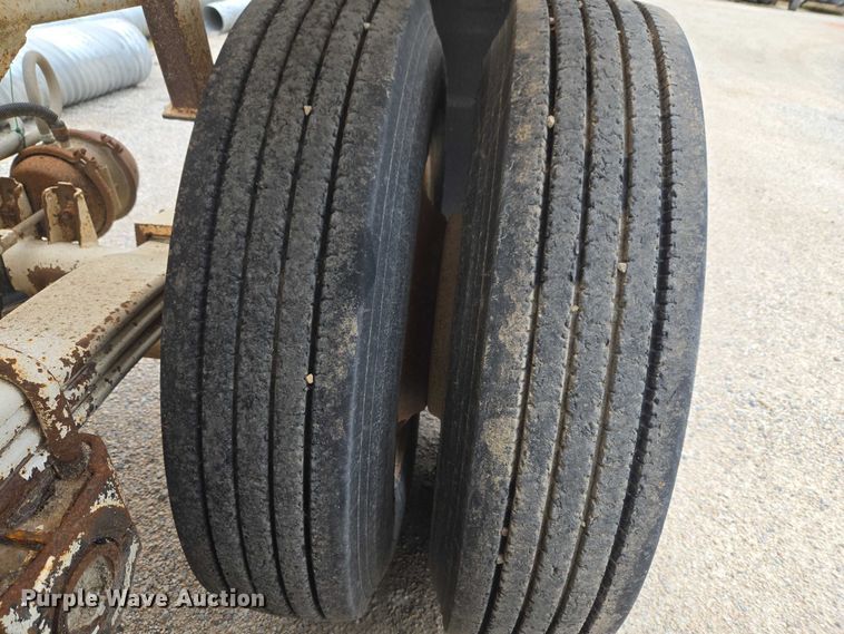 image for item ET5032 2010 Ranco bottom dump trailer