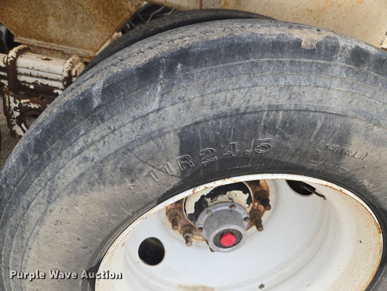 image for item ET5032 2010 Ranco bottom dump trailer