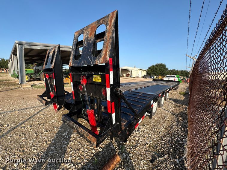 image for item EU0775 2021 Globe GTTU303-41-30 equipment trailer