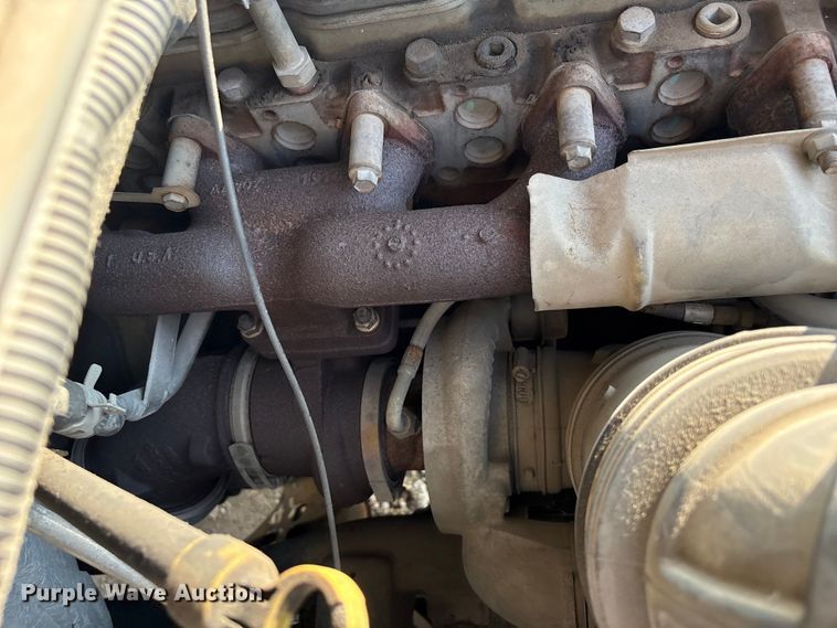 image for item EU0776 2004 Dodge Ram 2500 Crew Cab pickup truck