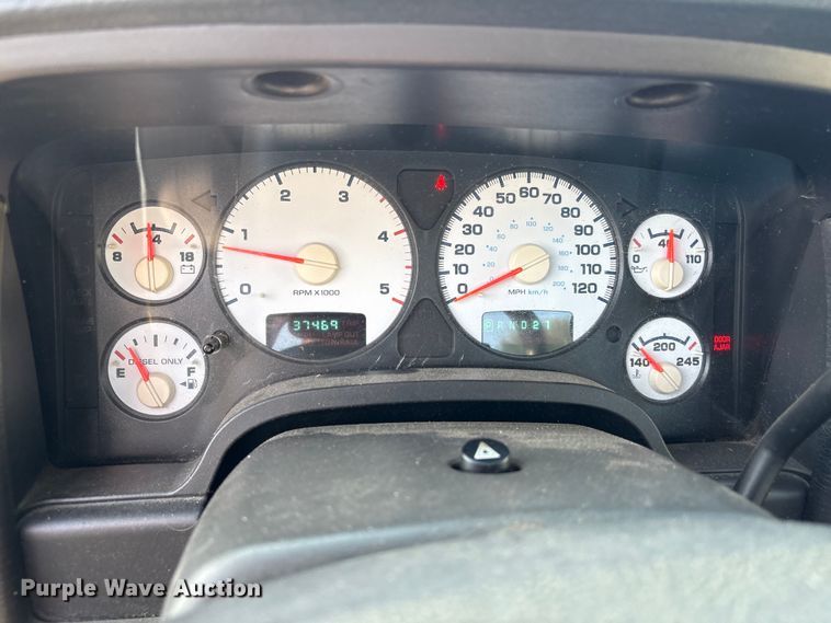 image for item EU0777 2005 Dodge Ram 2500 pickup truck
