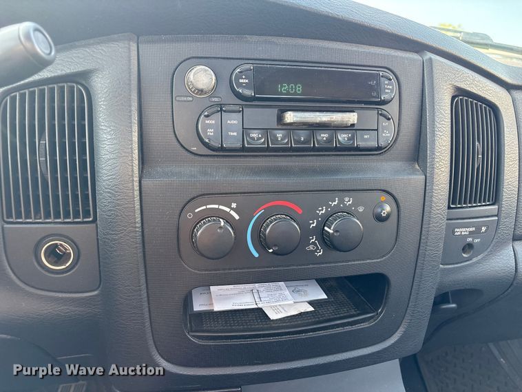 image for item EU0777 2005 Dodge Ram 2500 pickup truck