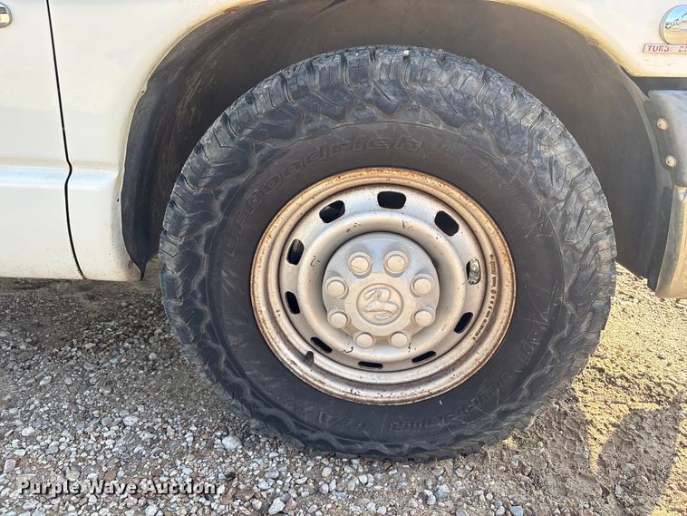 image for item EU0777 2005 Dodge Ram 2500 pickup truck
