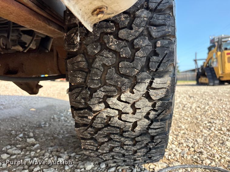 image for item EU0777 2005 Dodge Ram 2500 pickup truck