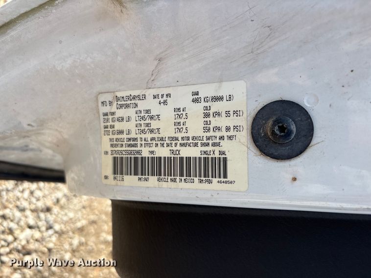 image for item EU0777 2005 Dodge Ram 2500 pickup truck