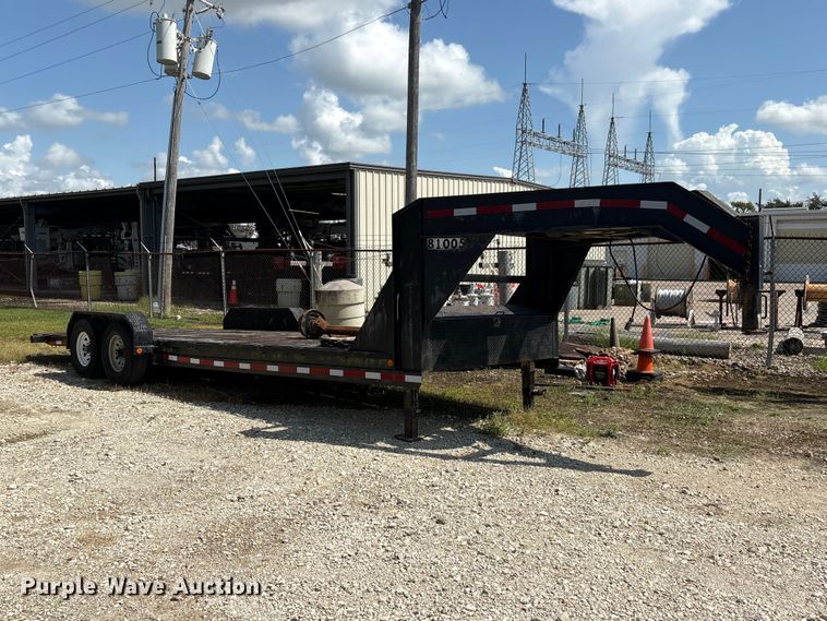 image for item EU0778 2007 PJ Trailers tilt deck equipment trailer