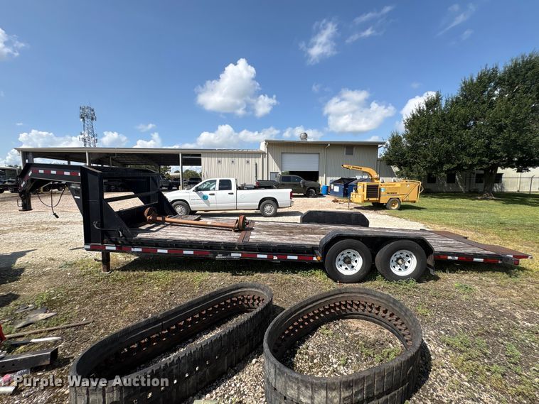 image for item EU0778 2007 PJ Trailers tilt deck equipment trailer