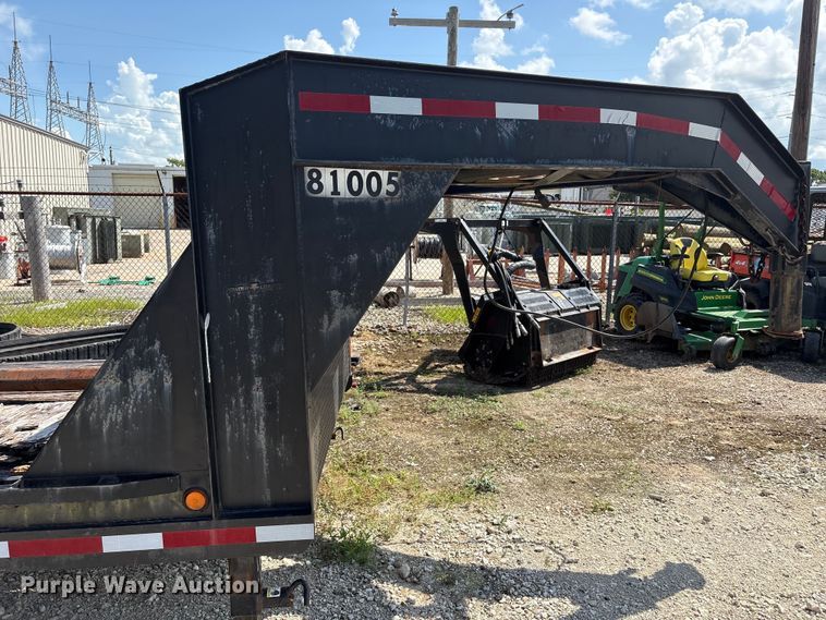 image for item EU0778 2007 PJ Trailers tilt deck equipment trailer