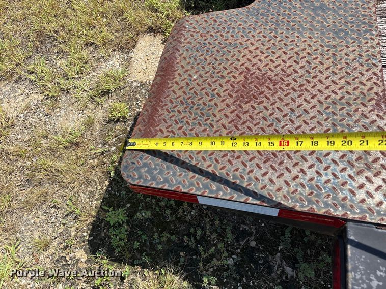image for item EU0778 2007 PJ Trailers tilt deck equipment trailer