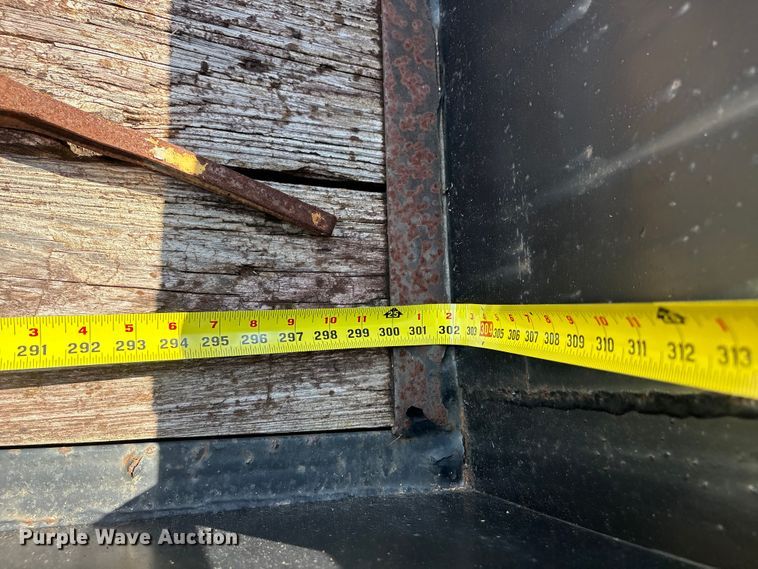image for item EU0778 2007 PJ Trailers tilt deck equipment trailer