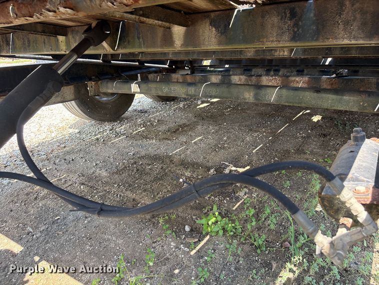 image for item EU0778 2007 PJ Trailers tilt deck equipment trailer