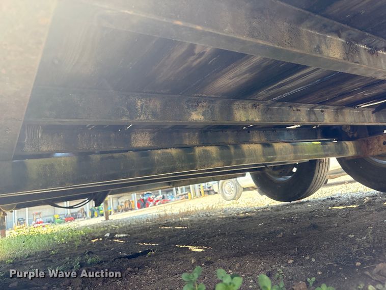 image for item EU0778 2007 PJ Trailers tilt deck equipment trailer